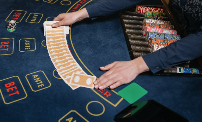 Live Dealers: Understanding Today's Online Casino Experience